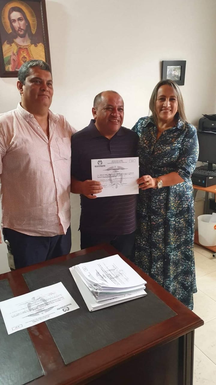 Daniel Augusto Vargas, funcionario de la Registraduría Nacional; Obdulio Daza, concejal de Pitalito y Sandra Hernández, diputada del Huila.